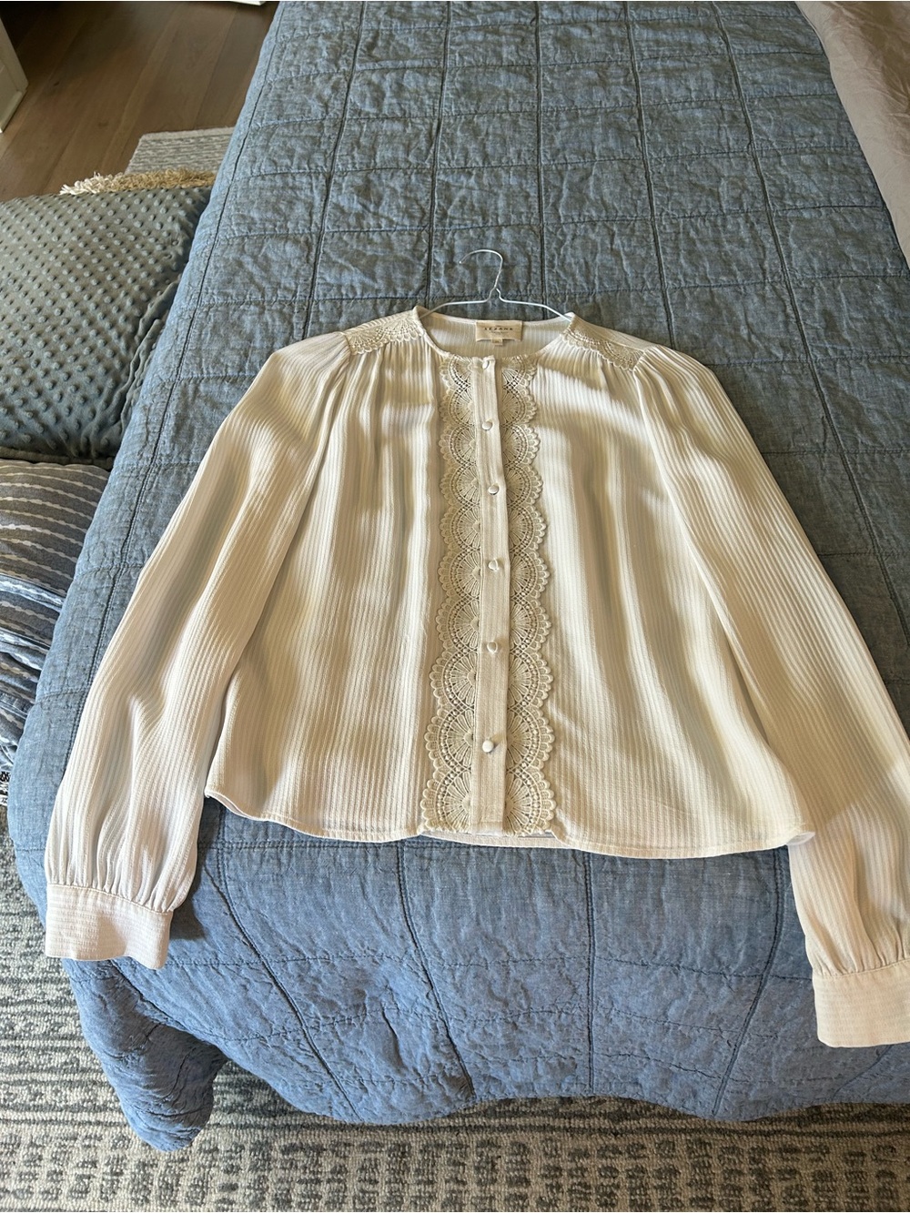 Sezane White Lace-Trim Pleated Button-Down Blouse - Picture 3 of 5